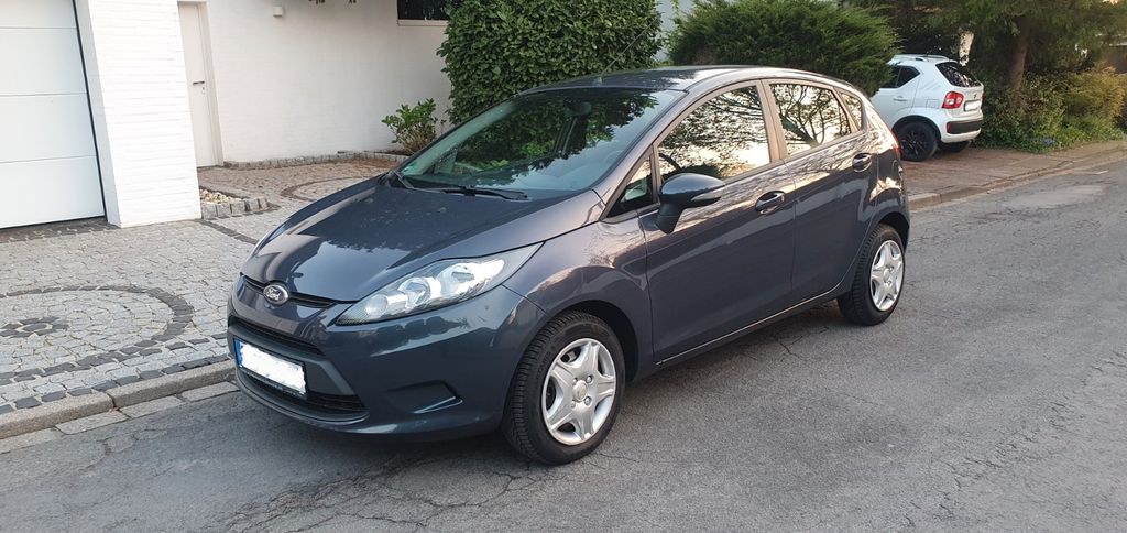Ford Fiesta 129.000 km 3.500 &euro; Essen 45309