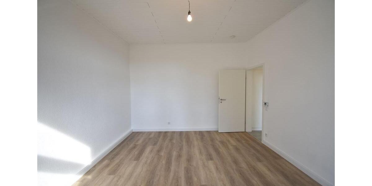 Etagenwohnung Essen Stadtbezirk VI - 3 Zimmer, 84 m&sup2;, 745&euro; | Angebot:19797276