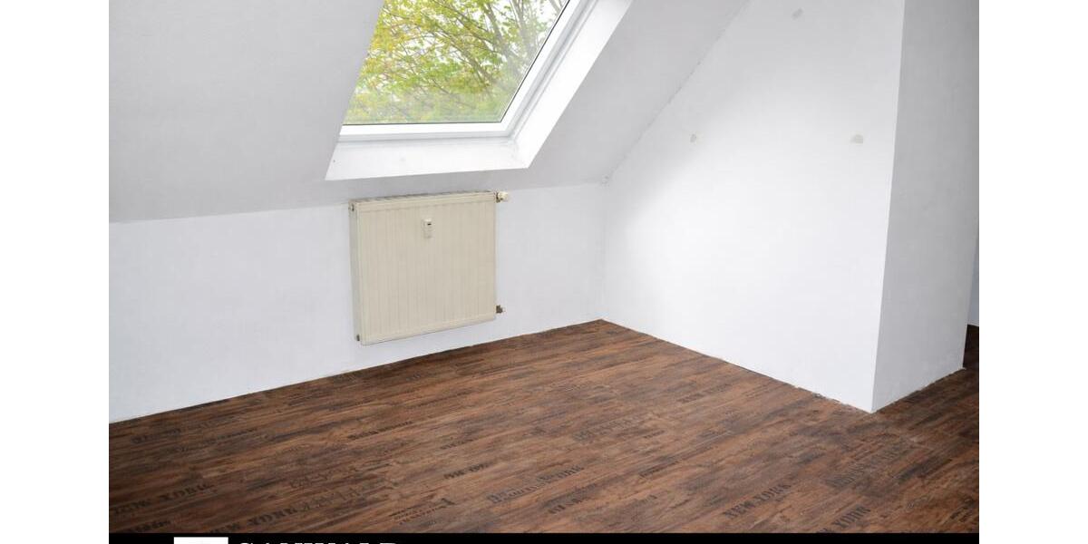 Dachgeschoßwohnung Essen Stadtbezirk V - 3.5 Zimmer, 42 m&sup2;, 350&euro; | Angebot:26005605