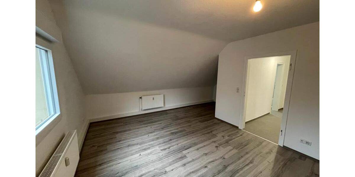 Dachgeschoßwohnung Herne Eickel - 2 Zimmer, 39 m&sup2;, 390&euro; | Angebot:26482661