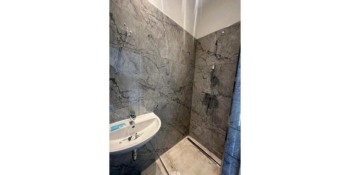 Etagenwohnung Essen Stadtbezirk III - 1 Zimmer, 40 m&sup2;, 820&euro; | Angebot:26036971