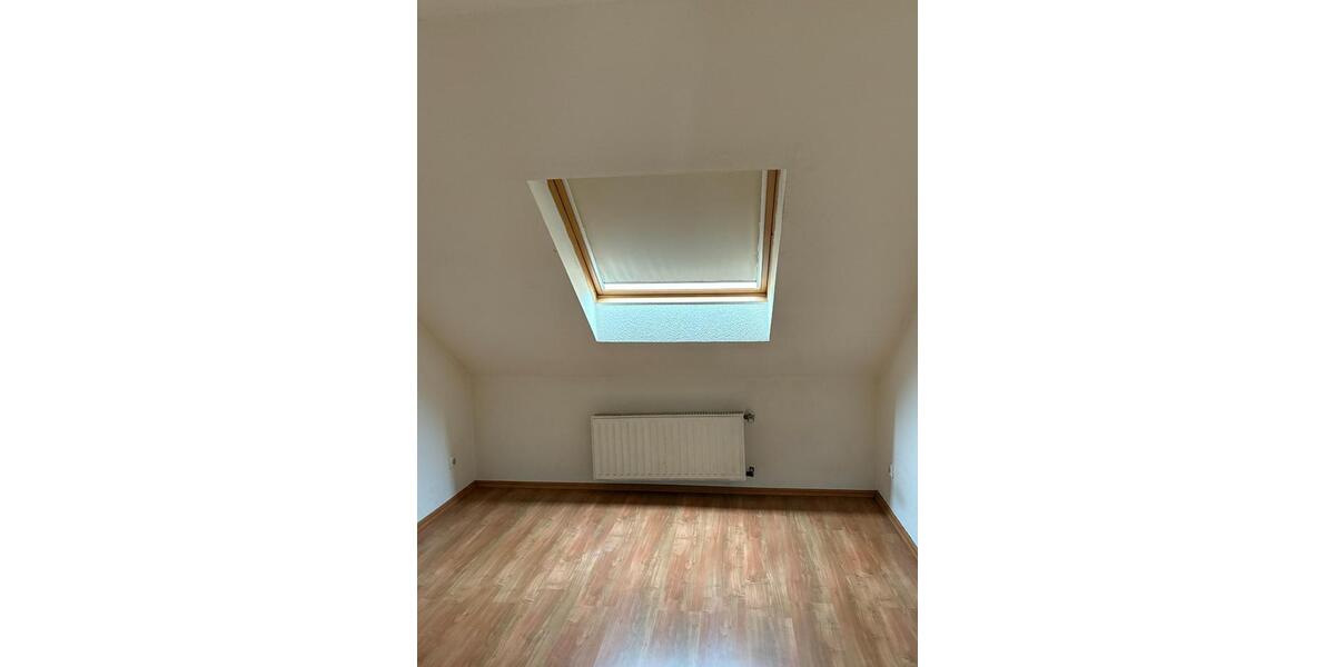 Dachgeschoßwohnung Gelsenkirchen Gelsenkirchen-Mitte - 2 Zimmer, 50 m&sup2;, 435&euro; | Angebot:25859720