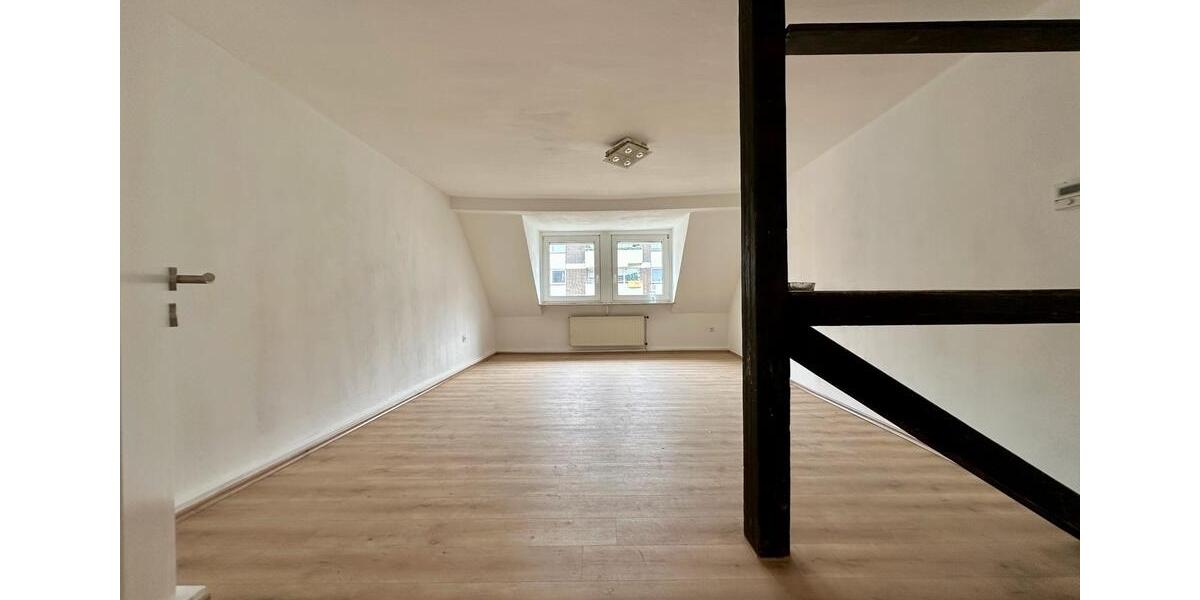 Dachgeschoßwohnung Hagen Hagen-Nord - 4.5 Zimmer, 93 m&sup2;, 149.000&euro; | Angebot:26125632