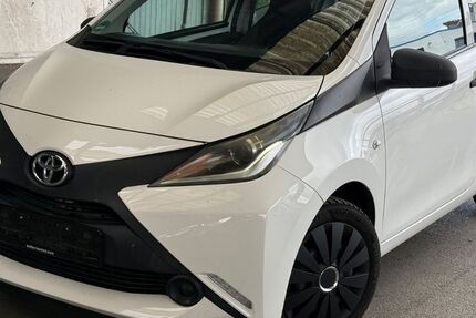 Toyota Aygo (X) 133.600 km 3.900 &euro; Essen 45356