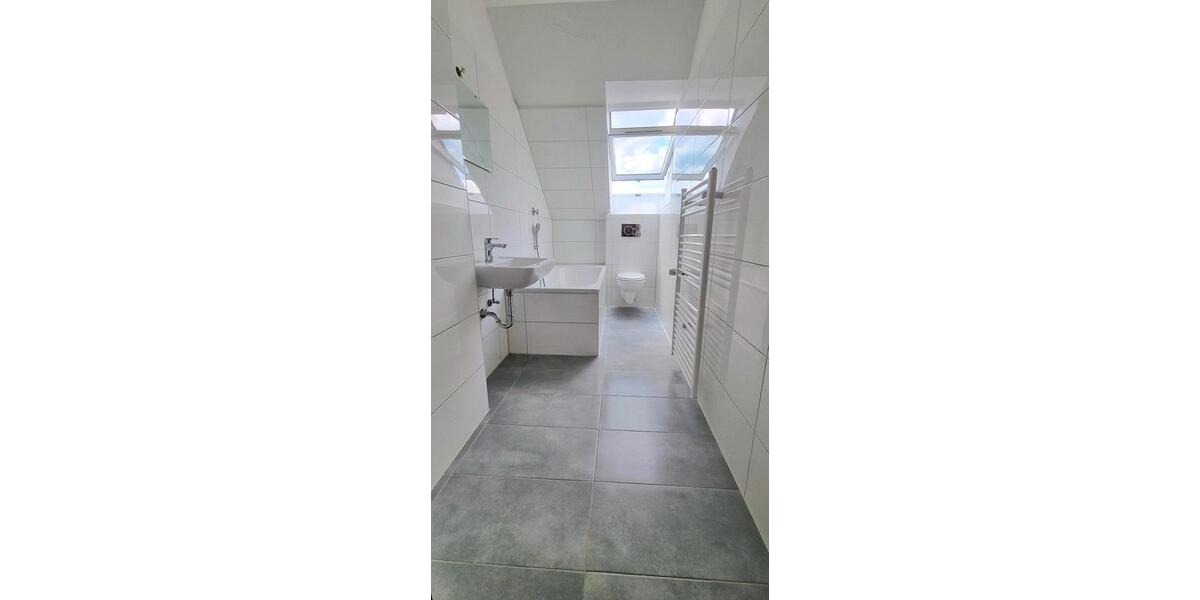 Dachgeschoßwohnung Dortmund Huckarde - 3.5 Zimmer, 75 m&sup2;, 750&euro; | Angebot:26675439