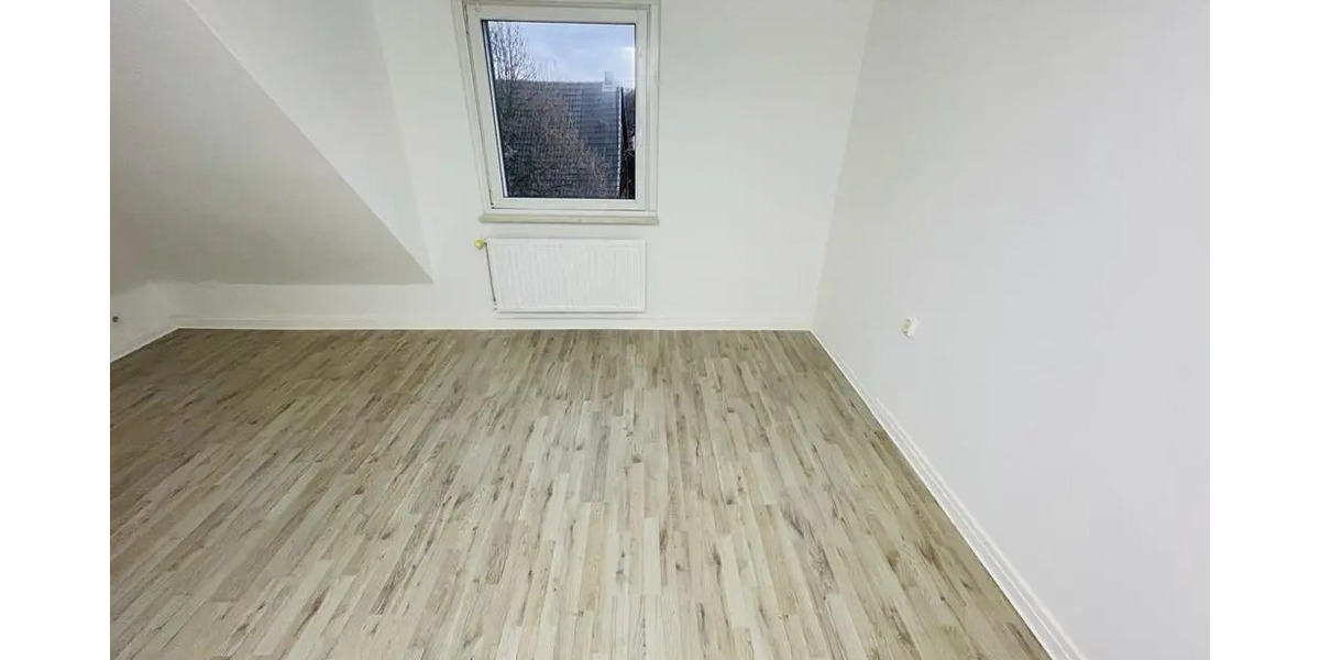 Helle 2,5 Zimmer Wohnung in Bestlage von Wattenscheid – direkt am Aldi & Netto - Dachgeschoßwohnung Bochum Günnigfeld | Angebot:24574661