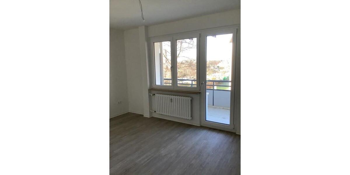 Etagenwohnung Essen Stadtbezirk III - 3 Zimmer, 68 m&sup2;, 713&euro; | Angebot:26694863