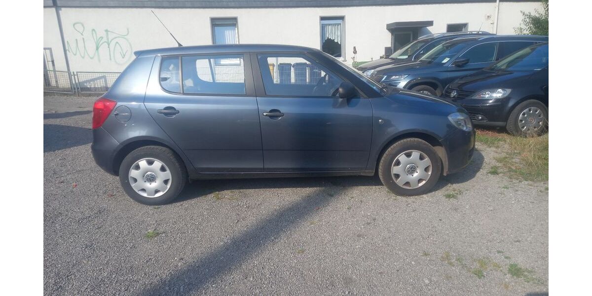 Skoda Fabia 223.700 km 800 &euro; Dortmund 44309