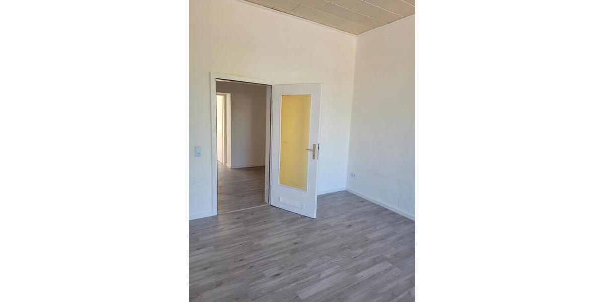 Etagenwohnung Castrop-Rauxel Rauxel - 2 Zimmer, 65 m&sup2;, 550&euro; | Angebot:26624763