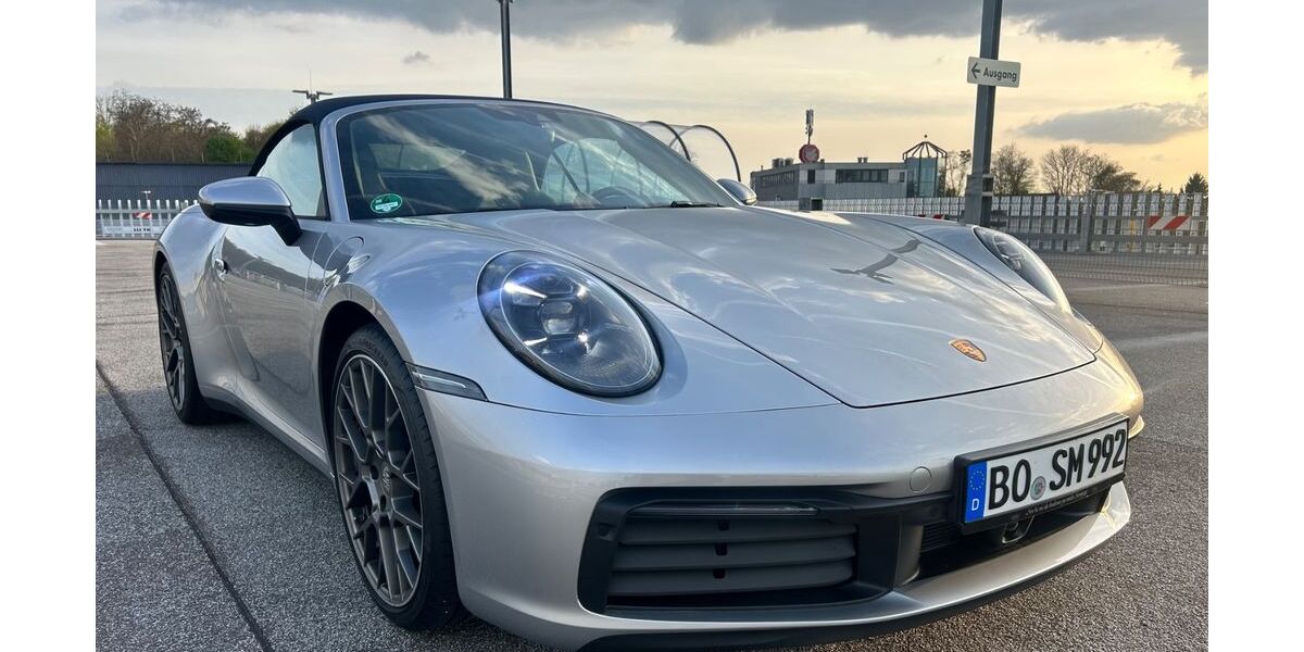 Porsche 992 15.700 km 139.992 &euro; Bochum 44809