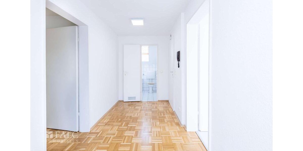 Dachgeschoßwohnung Essen Stadtbezirk II - 2.5 Zimmer, 51 m&sup2;, 510&euro; | Angebot:24676783