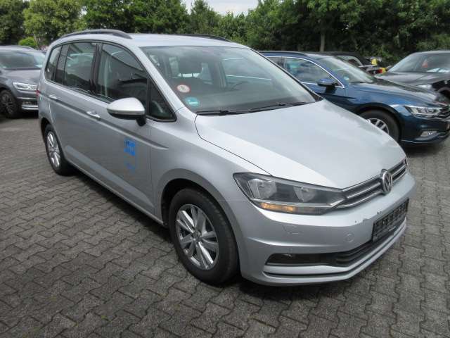 VW Touran Comfortline 2.0 TDI NAVI ALU APS SITZHEIZUN 212.780 km 11.988 &euro; Bergkamen 59192