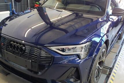 Audi e-tron 40.563 km 44.915 &euro; Hagen 58091