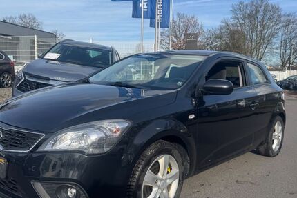 Kia ceed / Ceed 58.000 km 6.490 &euro; Datteln 45711