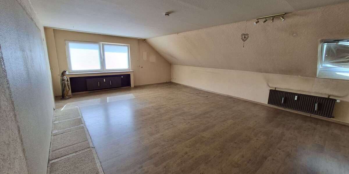 Etagenwohnung Gelsenkirchen Ückendorf - 3.5 Zimmer, 98 m&sup2;, 119.000&euro; | Angebot:26507452
