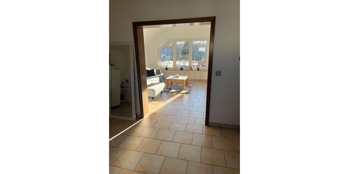 Dachgeschoßwohnung Bochum Günnigfeld - 3.5 Zimmer, 90 m&sup2;, 249.000&euro; | Angebot:25655953