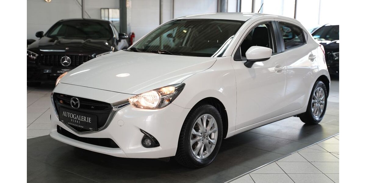 Mazda 2 137.000 km 8.300 &euro; Herne 44652
