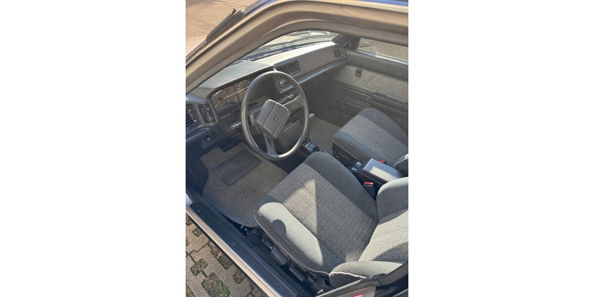 Toyota Carina II 31.698 km 5.500 &euro; Bochum 44787