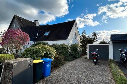 Haus Essen Stadtbezirk VIII - 5 Zimmer, 130 m&sup2;, 250.000&euro; | Angebot:25942925