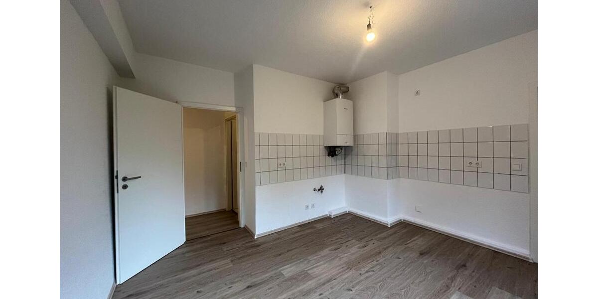 Etagenwohnung Essen Südviertel - 2 Zimmer, 48 m&sup2;, 380&euro; | Angebot:24431224