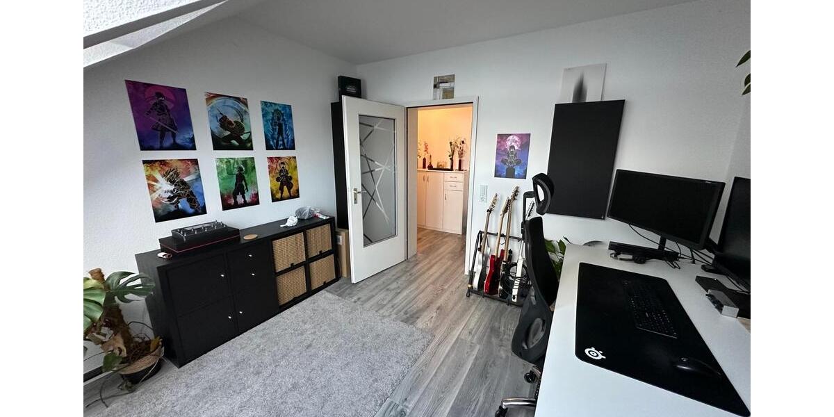 Dachgeschoßwohnung Unna Alte Heide - 3 Zimmer, 73 m&sup2;, 1.000&euro; | Angebot:26042769