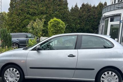 Seat Ibiza 70.000 km 2.190 &euro; Essen 45326
