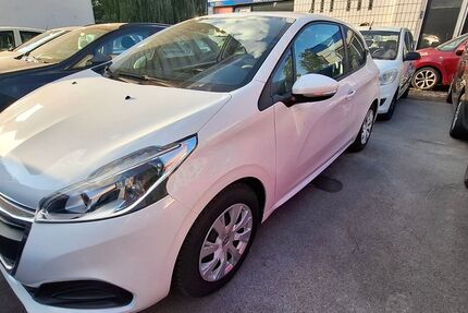 Peugeot 208 167.700 km 2.500 &euro; Dortmund 44339