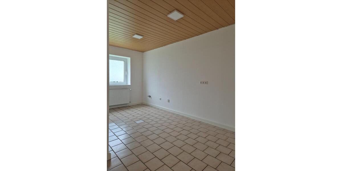 Etagenwohnung Schwerte - 4 Zimmer, 126 m&sup2;, 1.150&euro; | Angebot:25569593