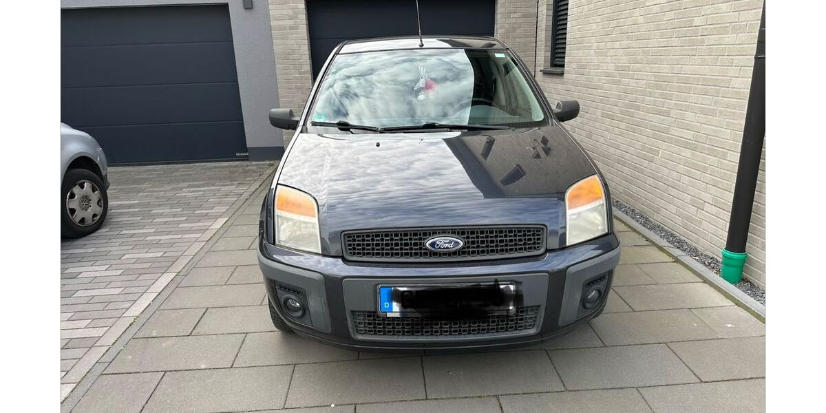 Ford Fusion 165.000 km 1.999 &euro; Gelsenkirchen 45892