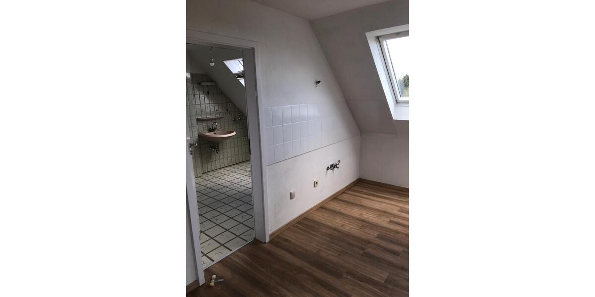 Dachgeschoßwohnung Dortmund Hörde - 1.5 Zimmer, 43 m&sup2;, 125.000&euro; | Angebot:26235883