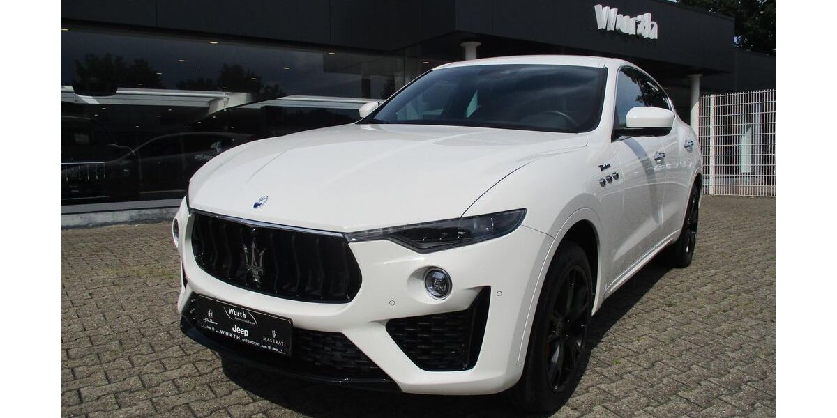 Maserati Levante 52.500 km 46.950 &euro; Schwerte 58239