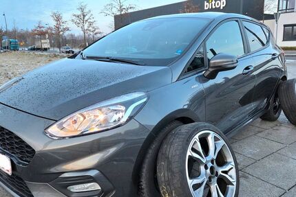 Ford Fiesta 79.999 km 9.490 &euro; Dortmund 44263