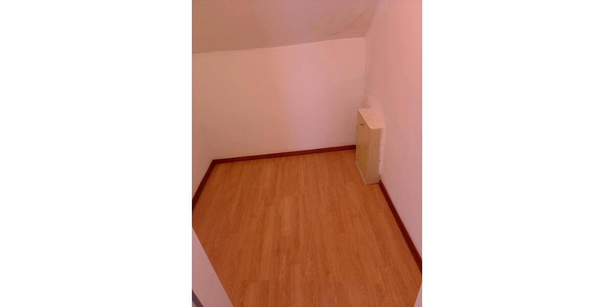 Dachgeschoßwohnung Bergkamen - 2 Zimmer, 70 m&sup2;, 460&euro; | Angebot:25924171