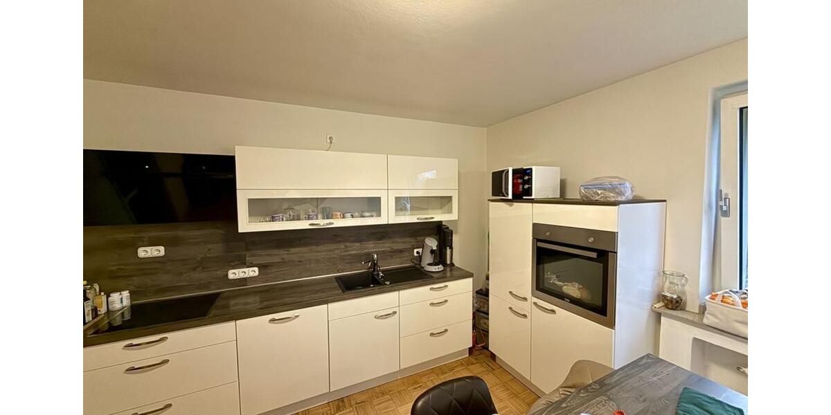 Etagenwohnung Gelsenkirchen - 3 Zimmer, 98 m&sup2;, 760&euro; | Angebot:25625252