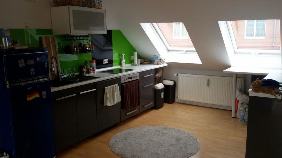 Dachgeschoßwohnung Bochum Günnigfeld - 2.5 Zimmer, 100 m&sup2;, 730&euro; | Angebot:26621352