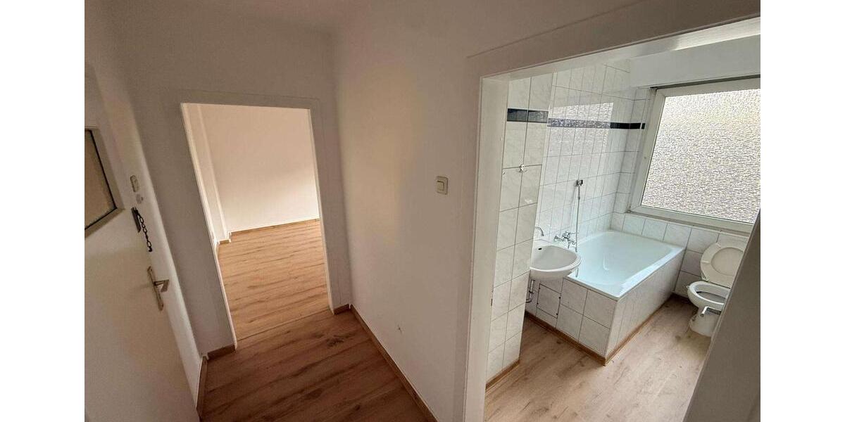 Etagenwohnung Gelsenkirchen Rotthausen - 2 Zimmer, 55 m&sup2;, 520&euro; | Angebot:26049203