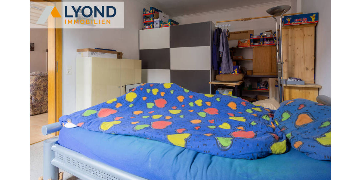 Etagenwohnung Gelsenkirchen Ückendorf - 3 Zimmer, 84 m&sup2;, 131.000&euro; | Angebot:25687793