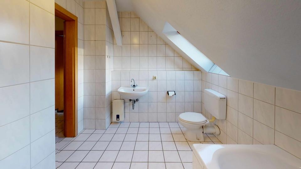 Dachgeschoßwohnung Gelsenkirchen Gelsenkirchen-West - 3 Zimmer, 82 m&sup2;, 485&euro; | Angebot:22481920