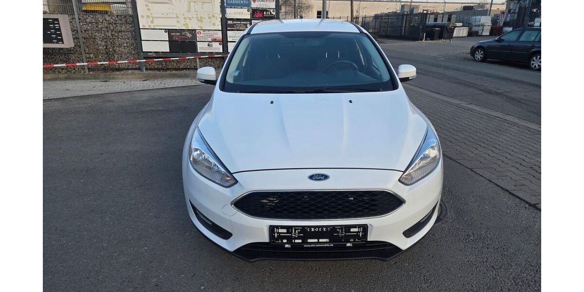 Ford Focus 74.000 km 9.590 &euro; Gelsenkirchen 45884