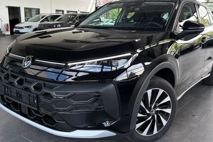 VW T-Roc 7.930 km 34.570 &euro; Lünen 44536