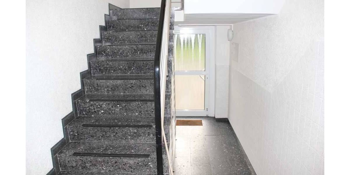 Etagenwohnung Gelsenkirchen Buer - 3 Zimmer, 83 m&sup2;, 664&euro; | Angebot:26277551