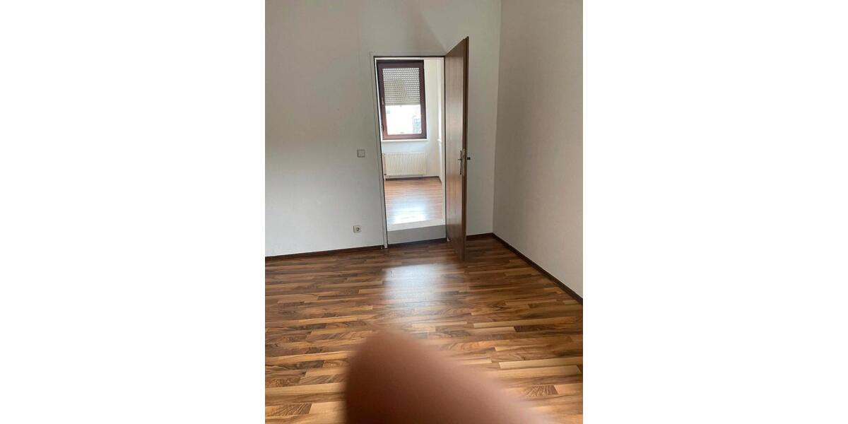 Etagenwohnung Recklinghausen König Ludwig - 1 Zimmer, 75 m&sup2;, 600&euro; | Angebot:25869909