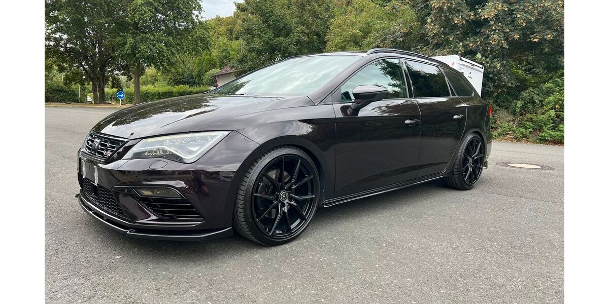 Seat Leon 148.840 km 16.800 &euro; Herne 44628