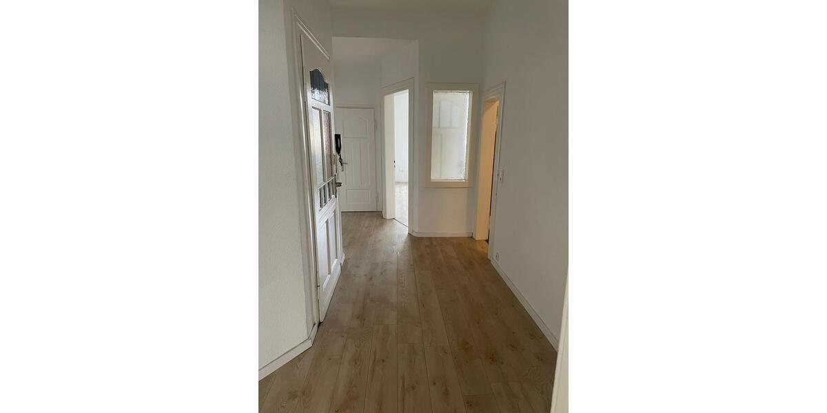 Etagenwohnung Essen Stadtbezirk VII - 3 Zimmer, 91 m&sup2;, 450&euro; | Angebot:25423290