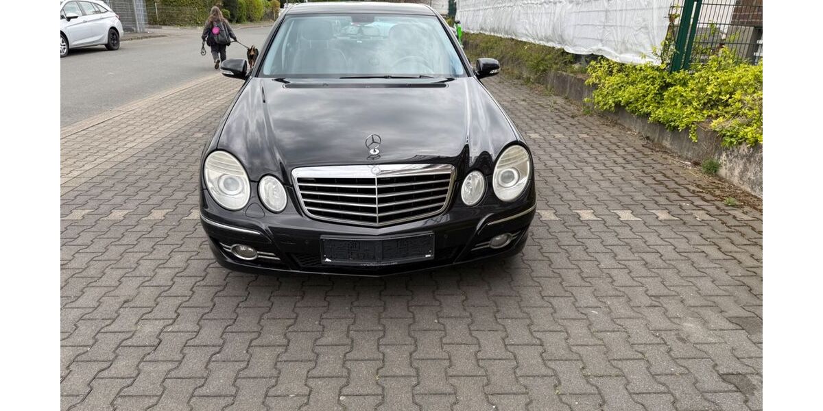 Mercedes-Benz E 220 418.768 km 3.490 &euro; Recklinghausen 45665