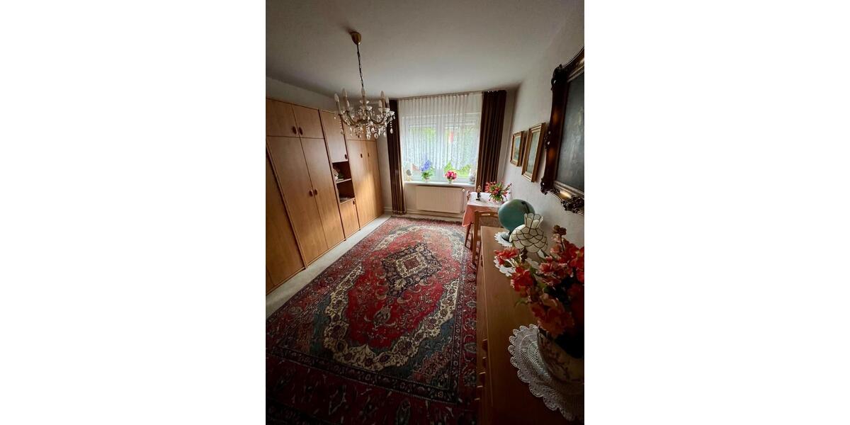 Etagenwohnung Essen Stadtbezirk II - 2 Zimmer, 1.100&euro; | Angebot:22261838