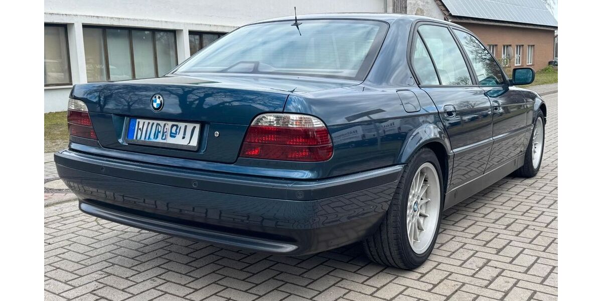 BMW 735 243.000 km 12.000 &euro; Herne 44653