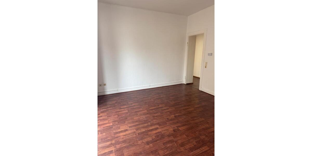 Etagenwohnung Schwerte - 3 Zimmer, 65 m&sup2;, 600&euro; | Angebot:25393016
