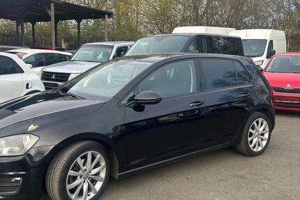 VW Golf 153.000 km 5.300 &euro; Essen 45326