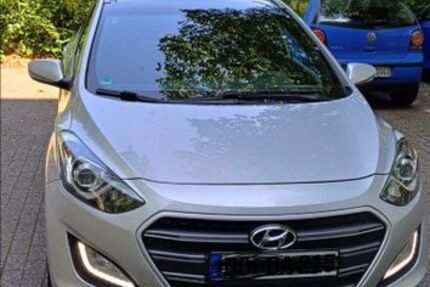 Hyundai i30 133.000 km 11.500 &euro; dortmund 44287